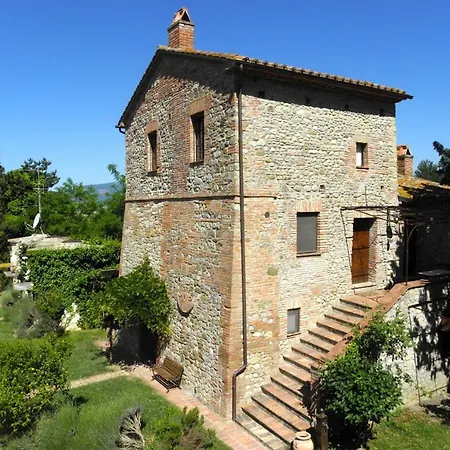 Monte Santa Maria Tiberina Sleeps 6 T764315