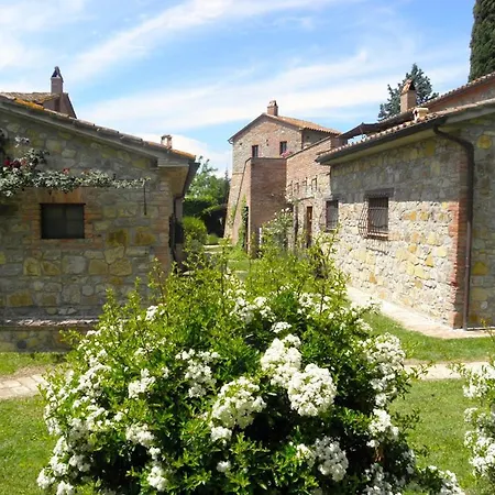 Monte Santa Maria Tiberina Sleeps 6 T764315 *
