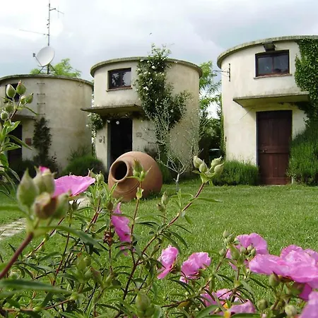 Monte Santa Maria Tiberina Sleeps 6 T764315 Appartamento