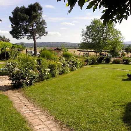Monte Santa Maria Tiberina Sleeps 6 T764315 דירה