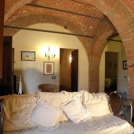 Monte Santa Maria Tiberina Sleeps 6 T764315 Appartamento *